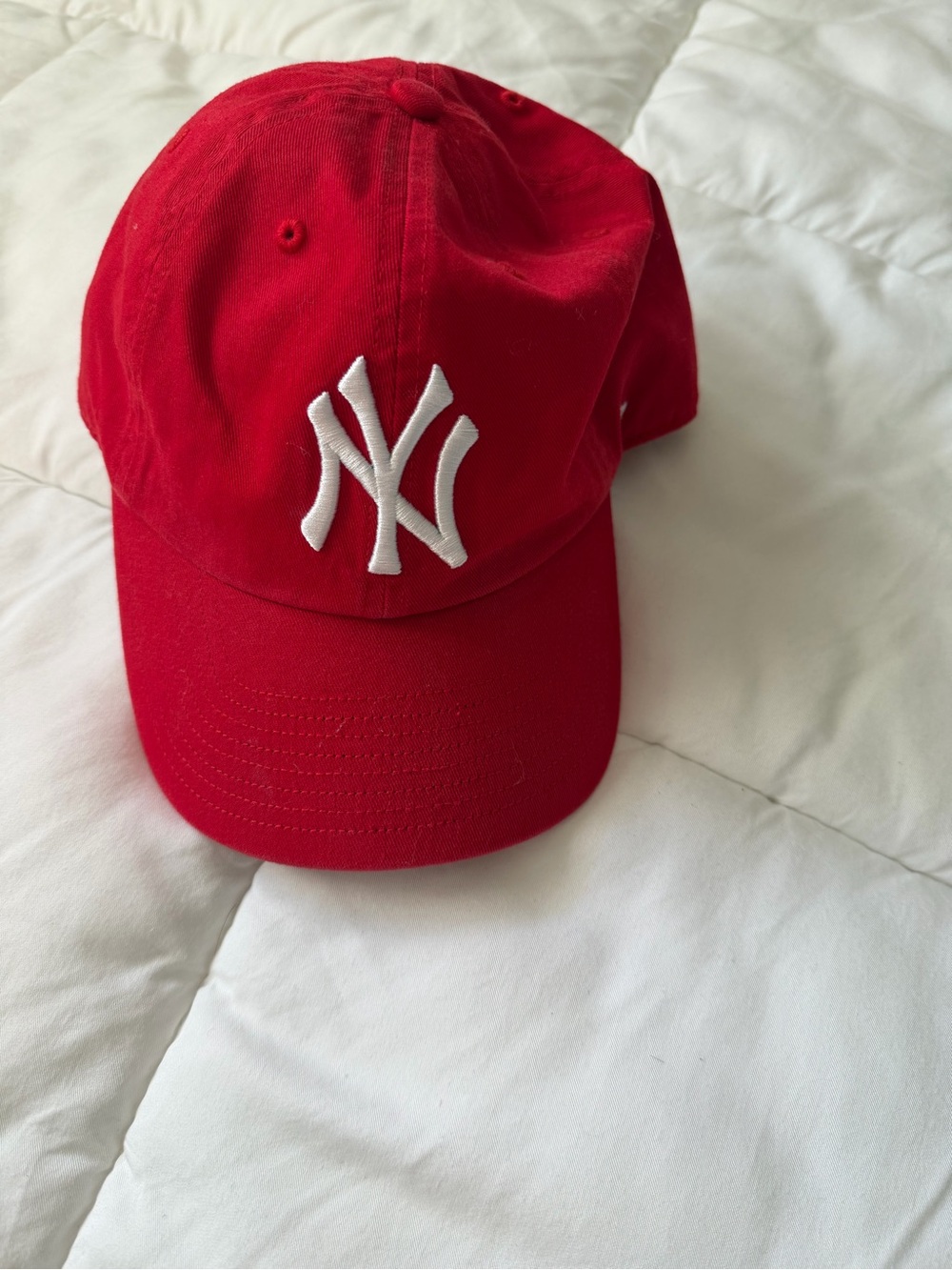 New York Yankees Red Baseball Cap with White NY Logo
